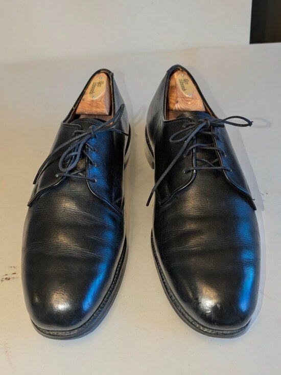 Allen Edmonds \
